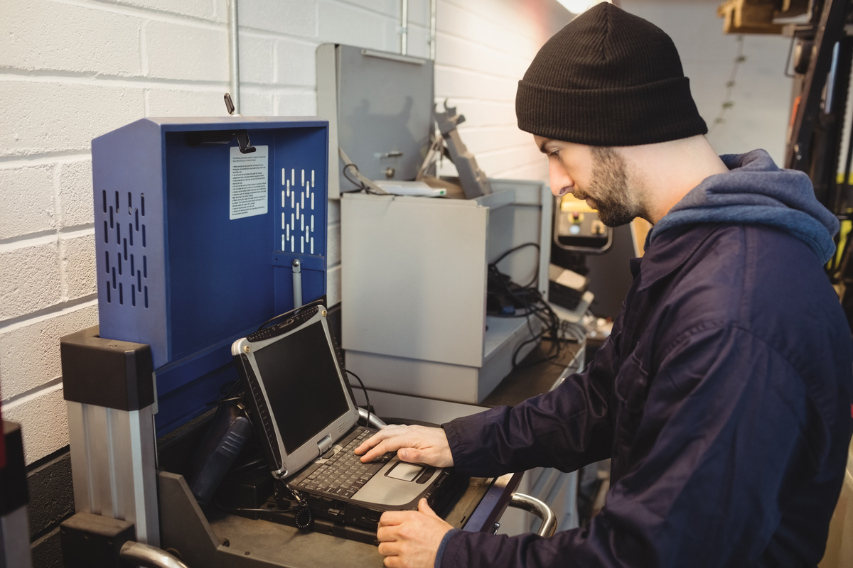 Perché scegliere un PC rack industriale per la tua azienda